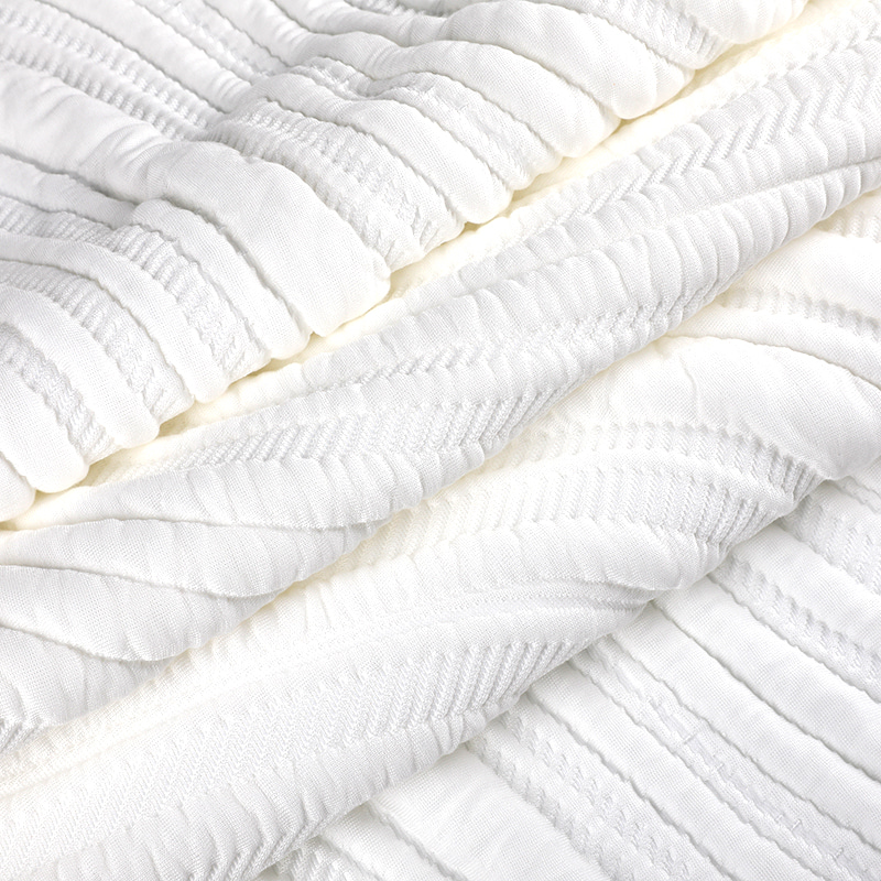 White Striped Comfortable Polyurethane Knitted Mattress Fabric